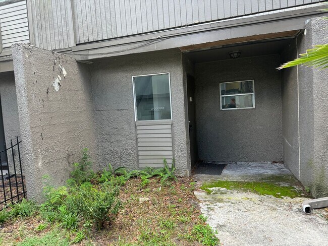 Foto del edificio - Spacious 3-Bedroom, 2.5-Bathroom Condo – Prime Location in Sparrow Condo