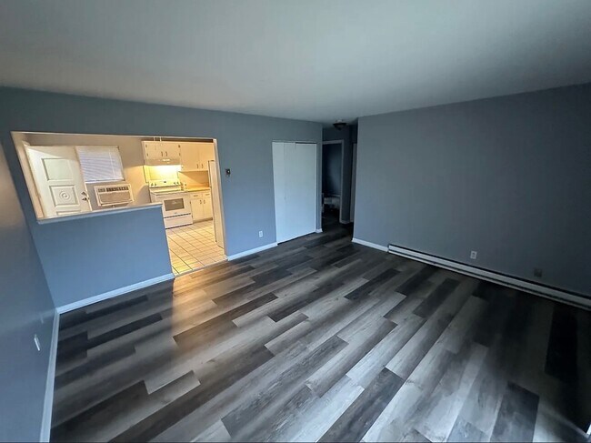Foto del edificio - 24027 W Hazelcrest Dr