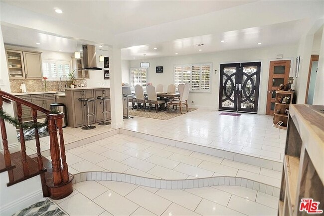 Foto del edificio - 3612 Tuller Ave