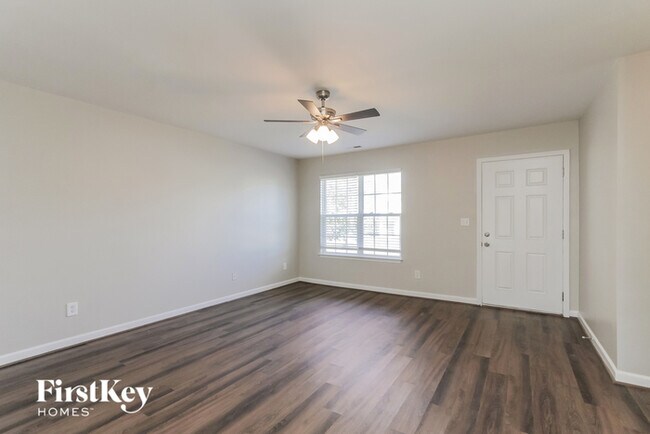 Foto del edificio - 3031 Patriots Point Ln