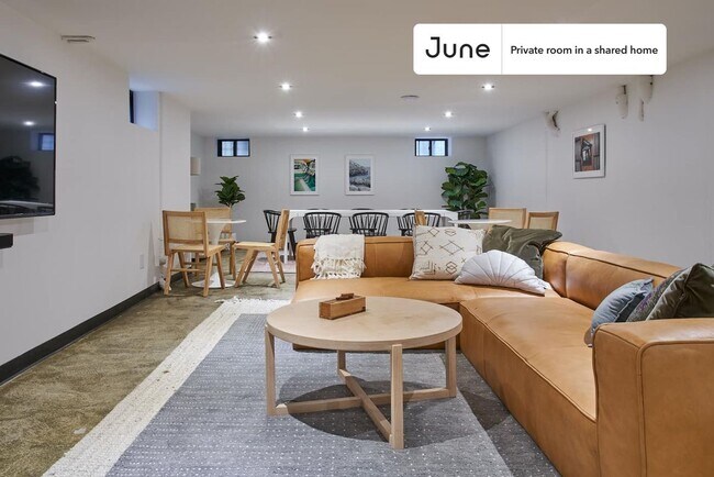 Building Photo - Nice Private ROOM in Bed-Stuy