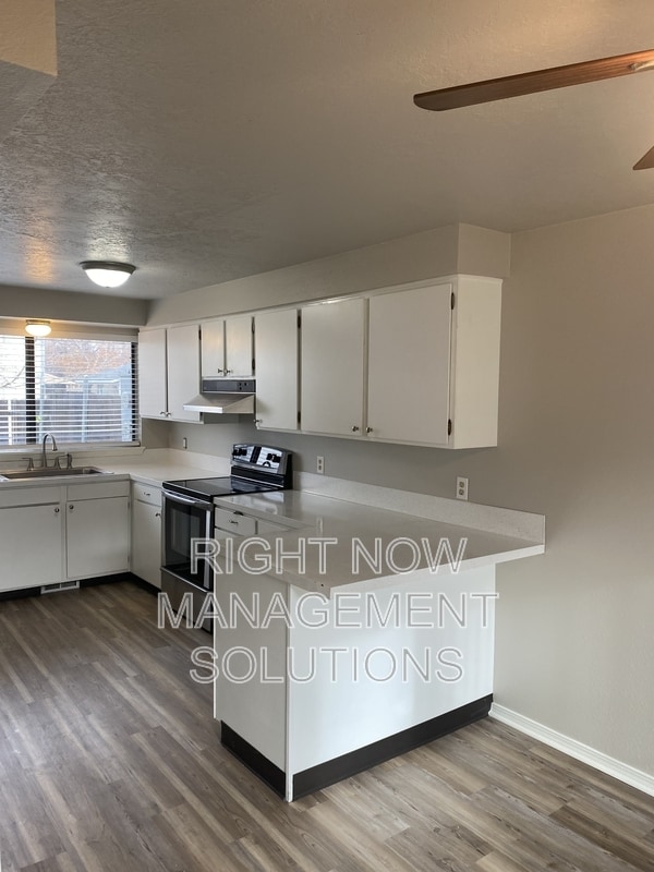 Building Photo - 1510 Storey St