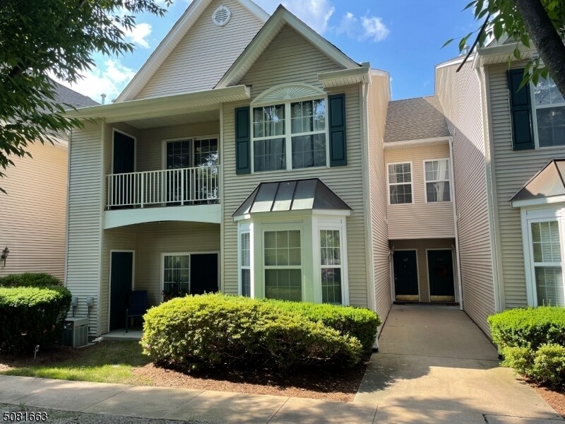 Primary Photo - 362 Cambridge Dr