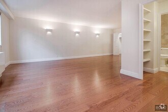 Building Photo - 330 W 45th St