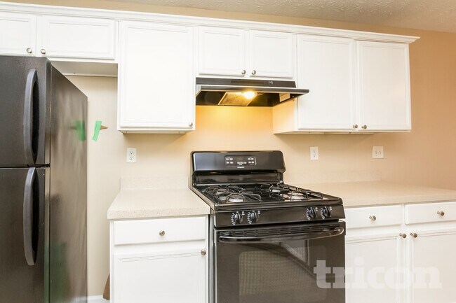 Foto del edificio - 520 Gatewood Dr