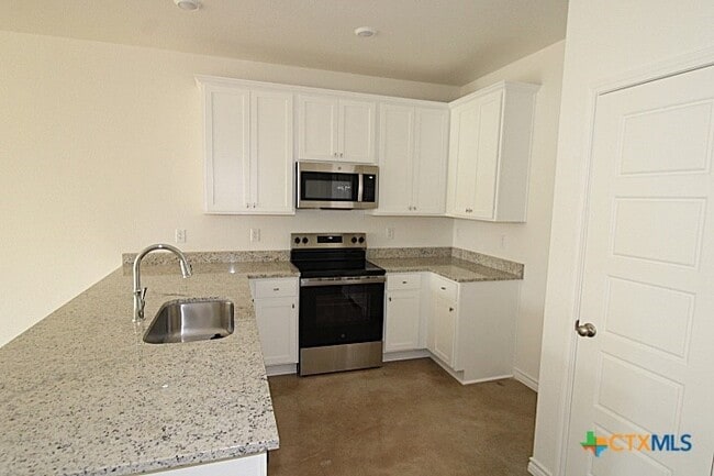 Building Photo - 1173 Lindsey Dr