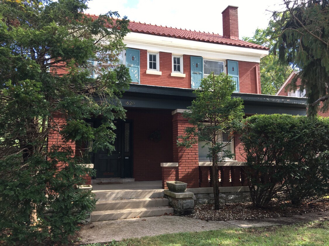 Primary Photo - 1620 Nicholasville Rd