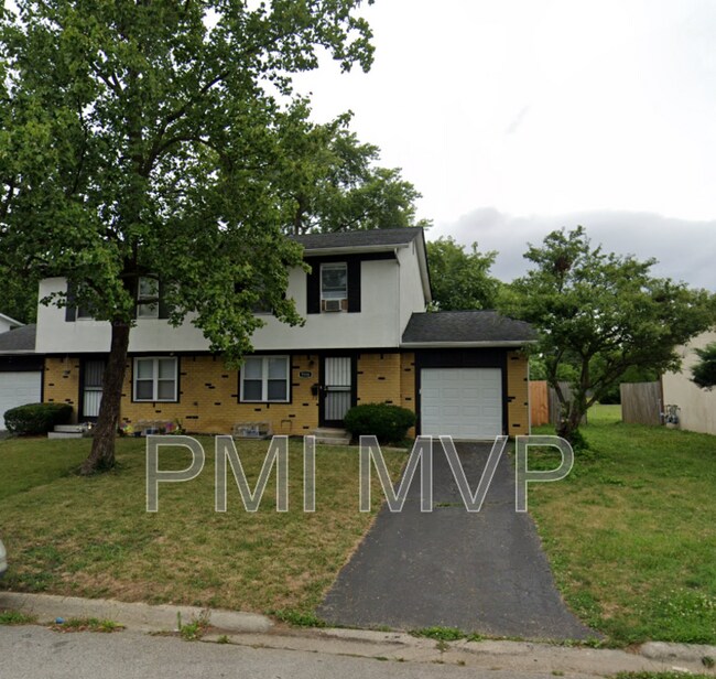 Building Photo - 5586 Chatford Dr
