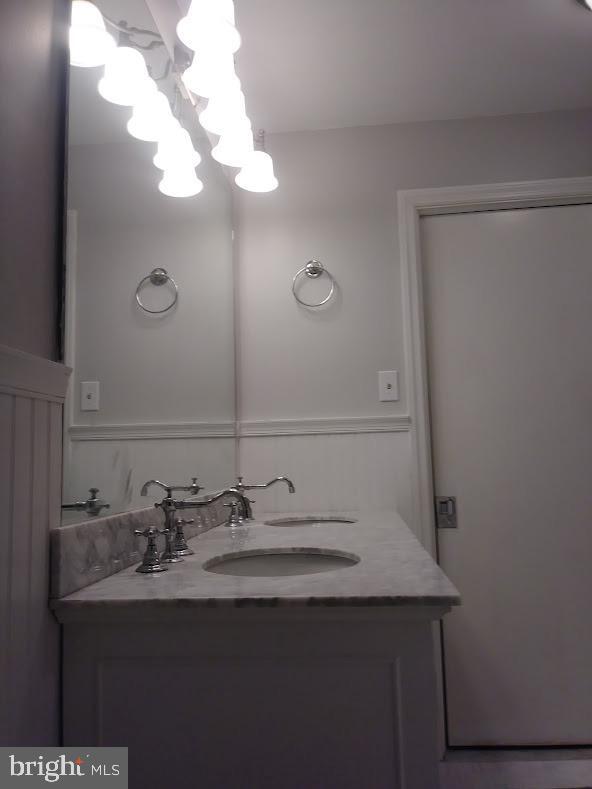 Foto del edificio - 2115 E Cold Spring Ln