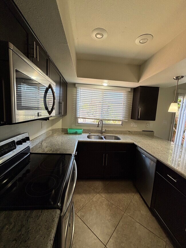 Foto del edificio - 5841 N Granite Reef Rd