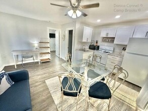 Building Photo - 229 Florida Blanca Pl SE