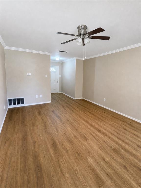 Foto del edificio - 1105 Green Meadow Dr