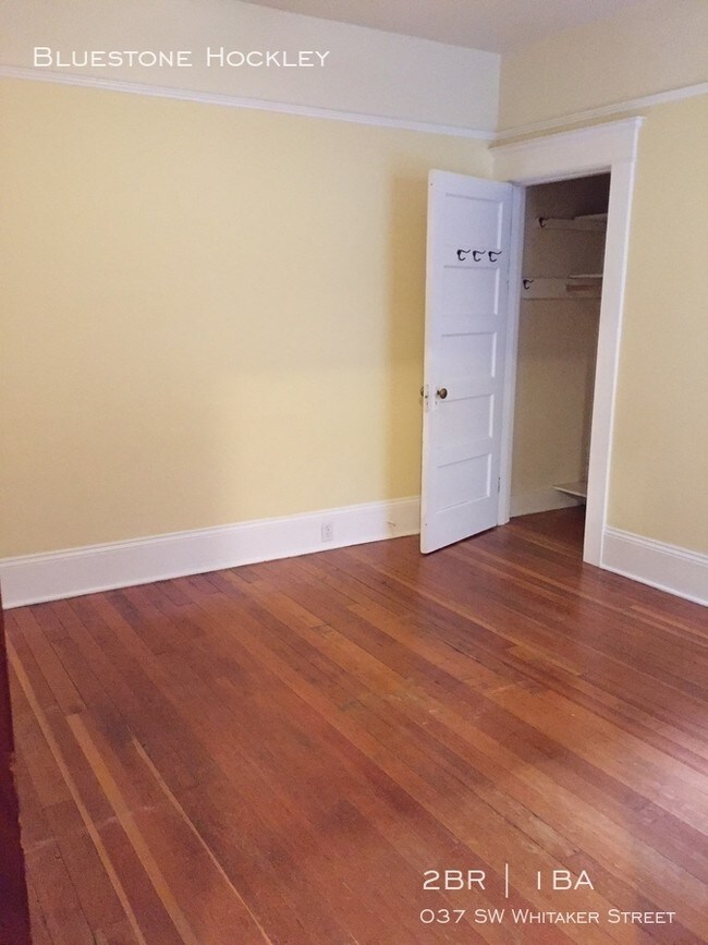 Foto del edificio - 37 SW Whitaker St