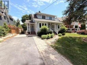 Building Photo - 398 Maple Ave