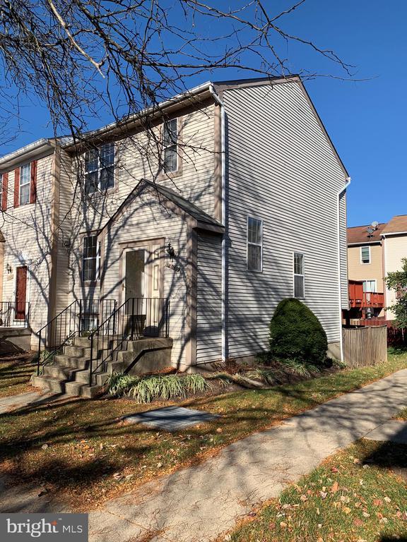 12019 Bronzegate Pl