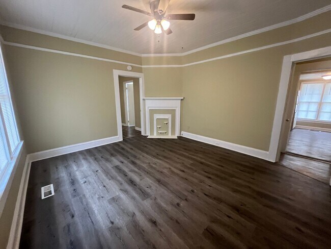 Building Photo - 403 N. Warren Street, Quitman, 3BR/1BA