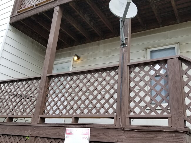 Building Photo - 55 Jones Ave Building Photo - 55 Jones Ave