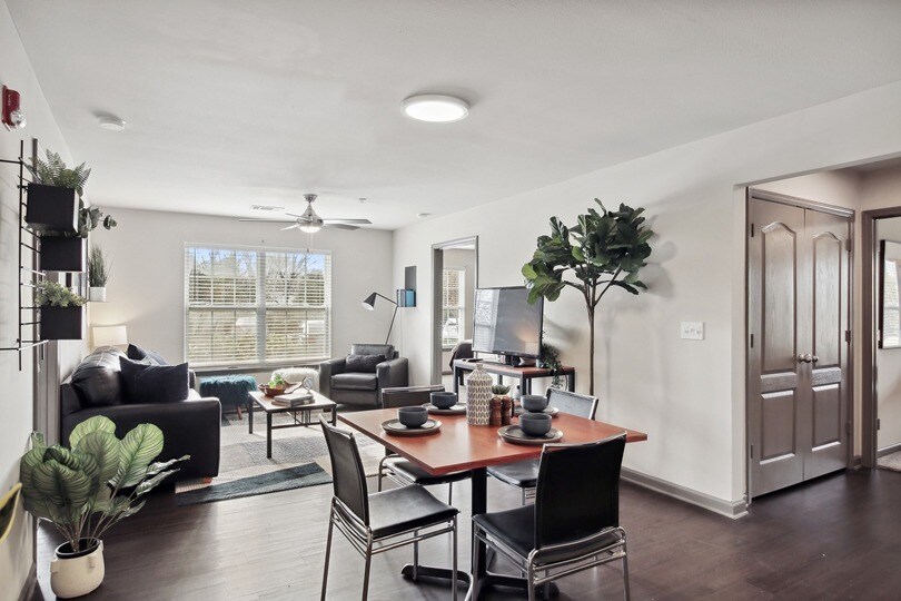 The Social Blue 2707 S Rutherford Blvd Murfreesboro, TN