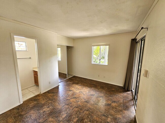 Foto del edificio - Tranquil 3 bd, 1.5 bath with GARAGE & PHOTOVOLTAIC