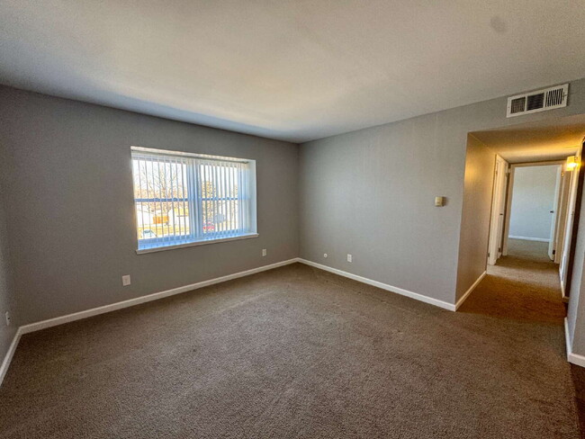 Foto del edificio - 600 E McKinley Rd