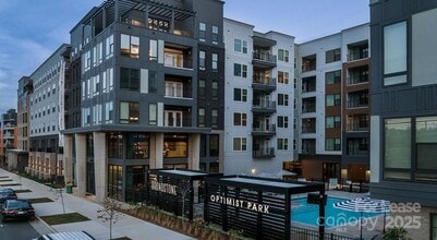 Building Photo - 2010 N Brevard St Building Photo - 2010 N Brevard St