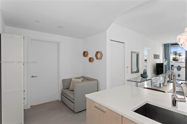 Foto del edificio - 501 NE 31st St