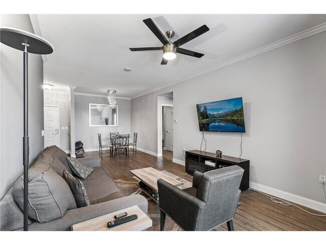 Foto del edificio - Sparkling 2 Bedroom Condo in Southwest Sta...
