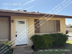 Building Photo - 2501 N 22nd Dr