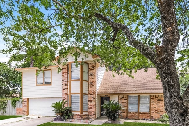 Foto del edificio - 20239 Misty Pines Dr