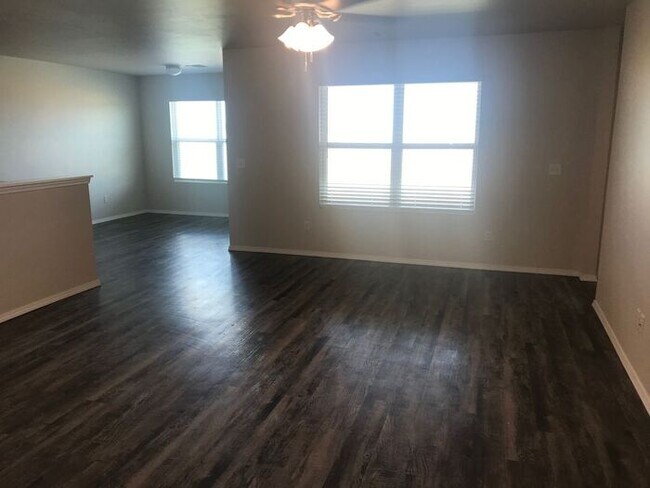 Building Photo - **Entertainment Special** Four Bedroom | T...