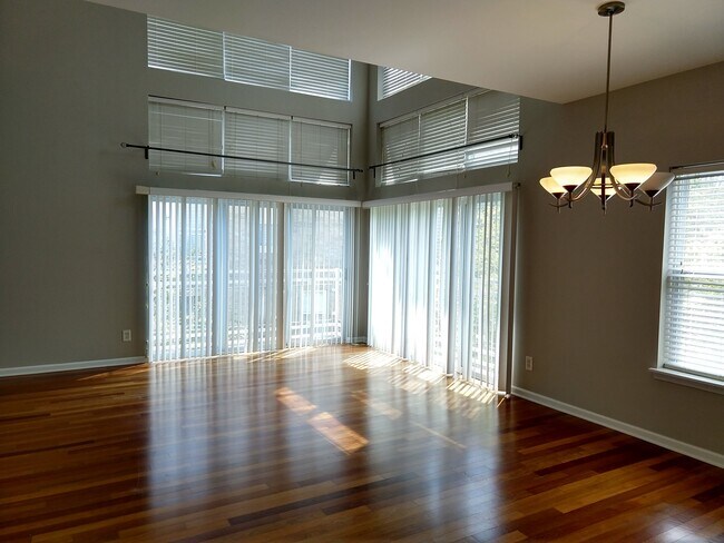 Massive Siding Door & Windows - 3737 Picasso Ct