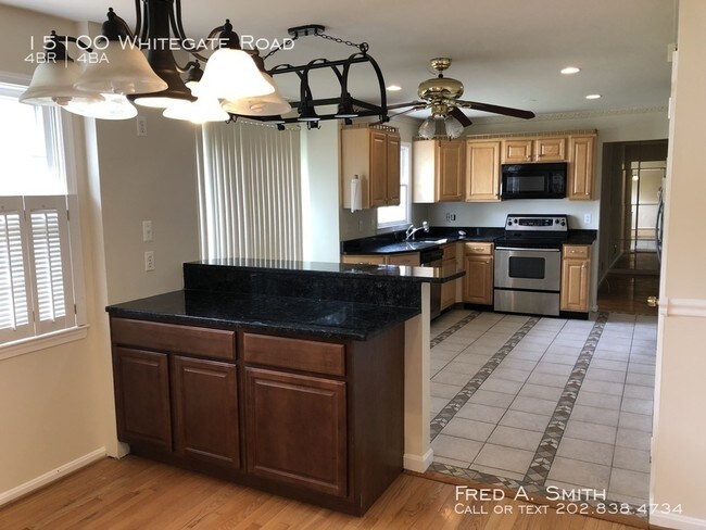 Building Photo - 4 Bedroom House in Colesville