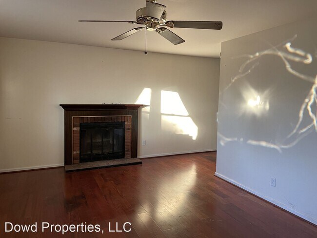 Building Photo - 3 br, 1 bath House - 1223 Dogwood Lane
