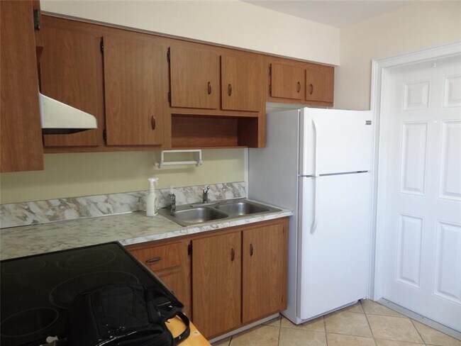 Foto del edificio - 2212 Johnson St