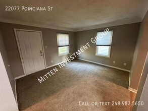 Building Photo - 22077 Poinciana St