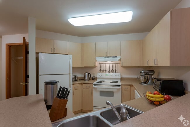 Building Photo - Prairie Park Senior Apartments