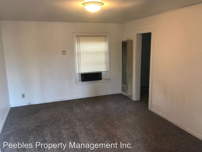 Building Photo - 2 br, 1 bath House - 632 W 7th St