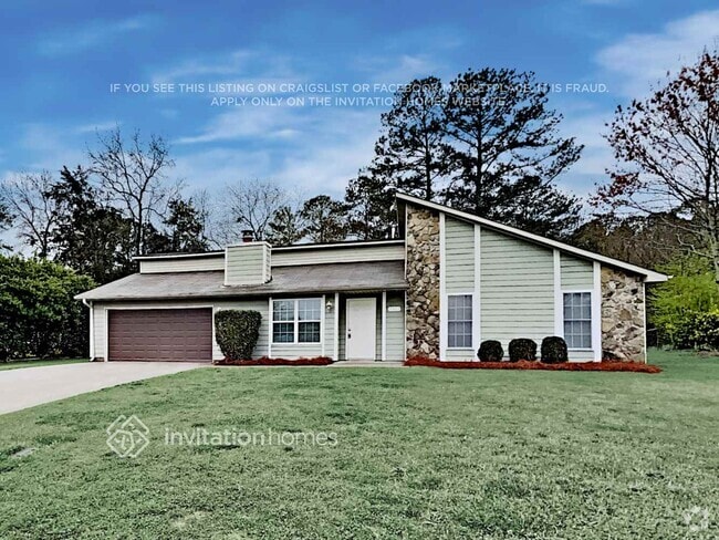 Building Photo - 2463 Mistletoe Ln SW