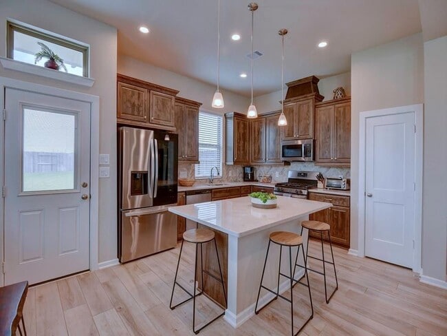 Foto del edificio - 2543 Manor Valley Ct