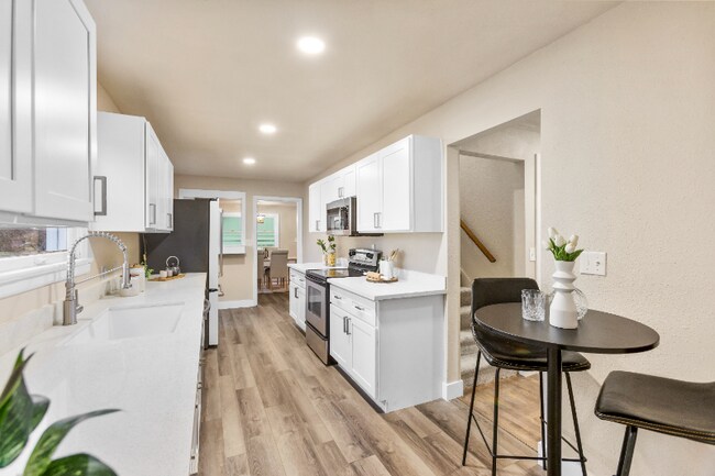 Foto del edificio - 415 124th St S