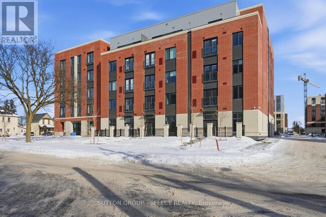 Building Photo - 351 Hill St