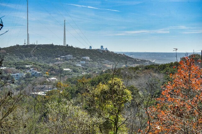 Foto del edificio - 1505 Ridgecrest Dr