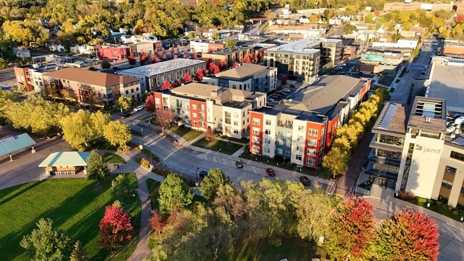 Building Photo - Riverfront Terrace