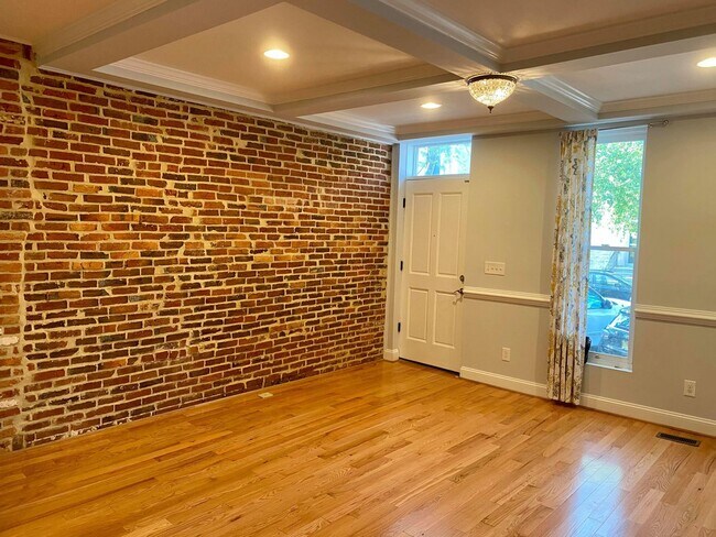 Building Photo - Spectacular 3-Bedroom Fells Point Home w/ ...