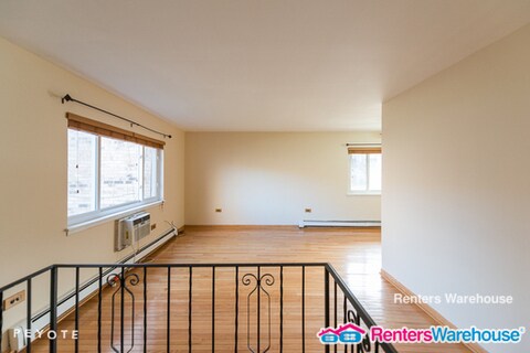 Building Photo - 8641 W Foster Ave