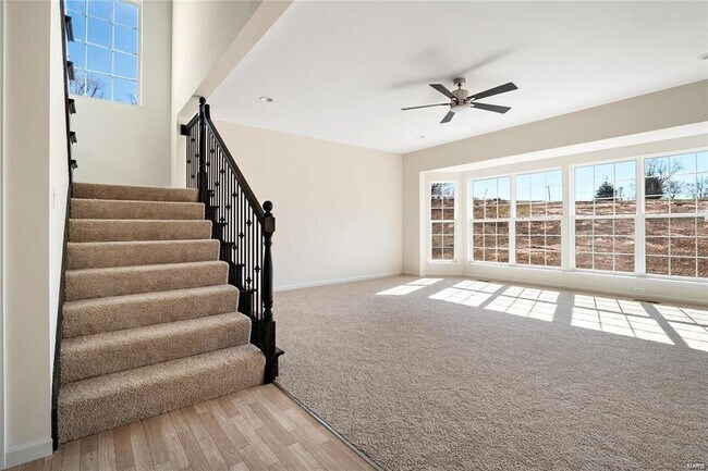 Building Photo - 1024 Miremont Dr