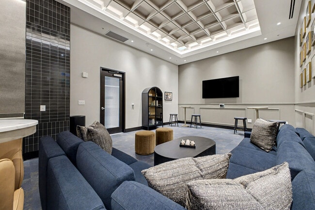 Building Photo - Grace