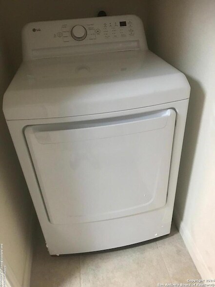 Foto del edificio - 7323 Snowden Rd