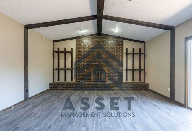 Foto del edificio - RENT TO OWN & FOR LEASE – OKC, OK