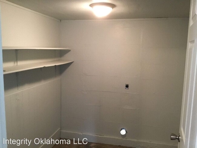 Building Photo - 3 br, 2 bath House - 12813 Northeast 36th ...